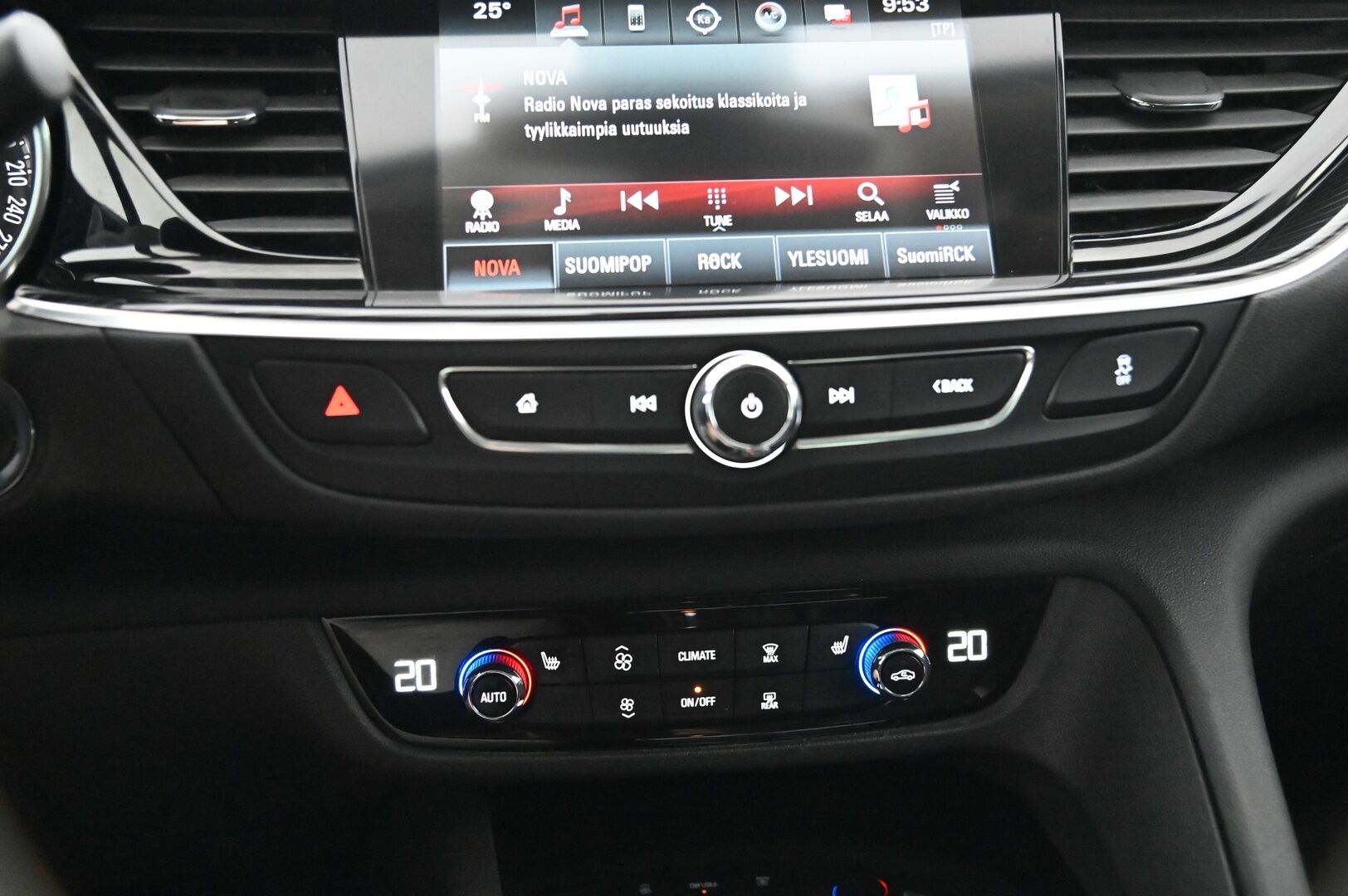 Opel Insignia 2018 Sports Tourer Innovation 1,6 CDTI ECOTEC *Webasto / KeylessGo / Ratinlämmitin / Koukku / tutkat* - *2x alut / Juuri huollettu / siisti juuri saapunut*