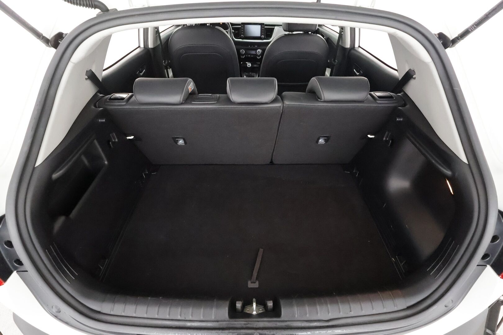 Kia Stonic 2018 1,0 T-GDI ISG 120hv EX Design EcoDynamics - | Vakkari | Koukku | Puolinahat | P.kamera | Lämm. ratti | Lohko+sisälämmitin | Apple & Android | Aut. ilmastointi | 2x renkaat aluin | Huoltokirja |
