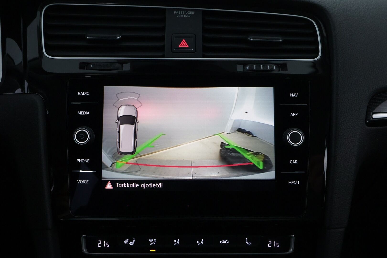 Volkswagen Golf 2018 Variant Highline 1,6 TDI 85 kW (115 hv) DSG-automaatti * Webasto / Adapt.Vakkari / Digimittari / Peruutuskamera / Hieronta - Suomiauto / Jakopää tehty / Juuri tullut Tampereelle!