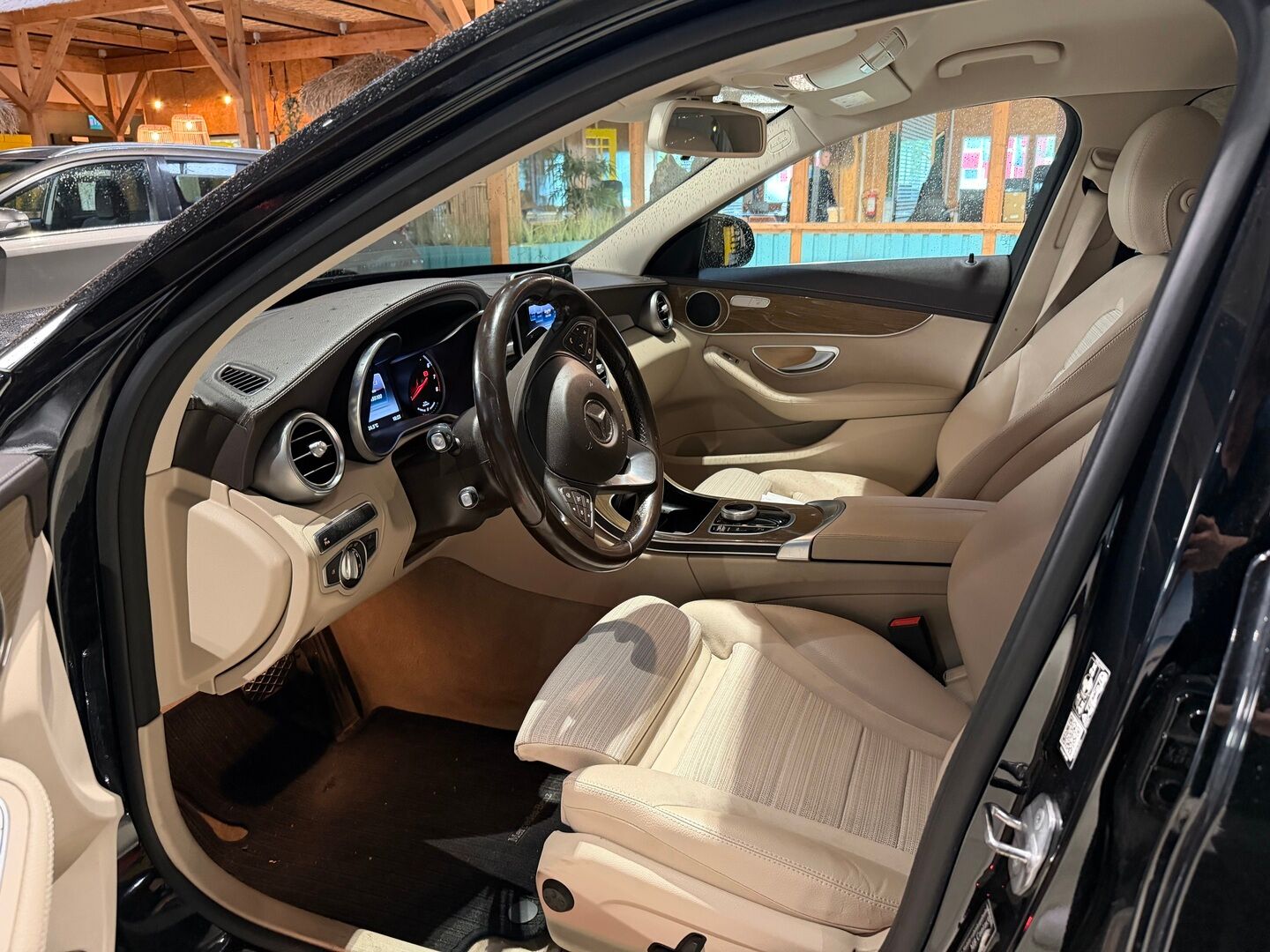 Mercedes-Benz C 2018 350 e T A Edition Exclusive - YritysOutlet - Myydään vain yrityksille - – Tämä auto myydään YritysOutlet -valikoimasta vain yritykselle