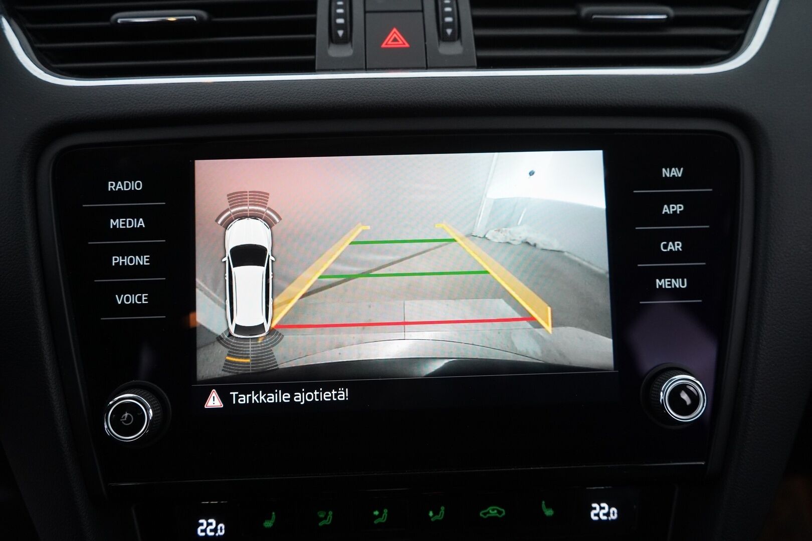 Skoda Octavia 2018 Combi 1,8 TSI Style DSG Autom. *Webasto / ACC / Kamera / Panorama / Ambient* - Suomi-auto / Juuri huollettu / Kahdet renkaat vanteilla - HULLUT VÄLIPÄIVÄT KORKOTARJOUS 2,49%