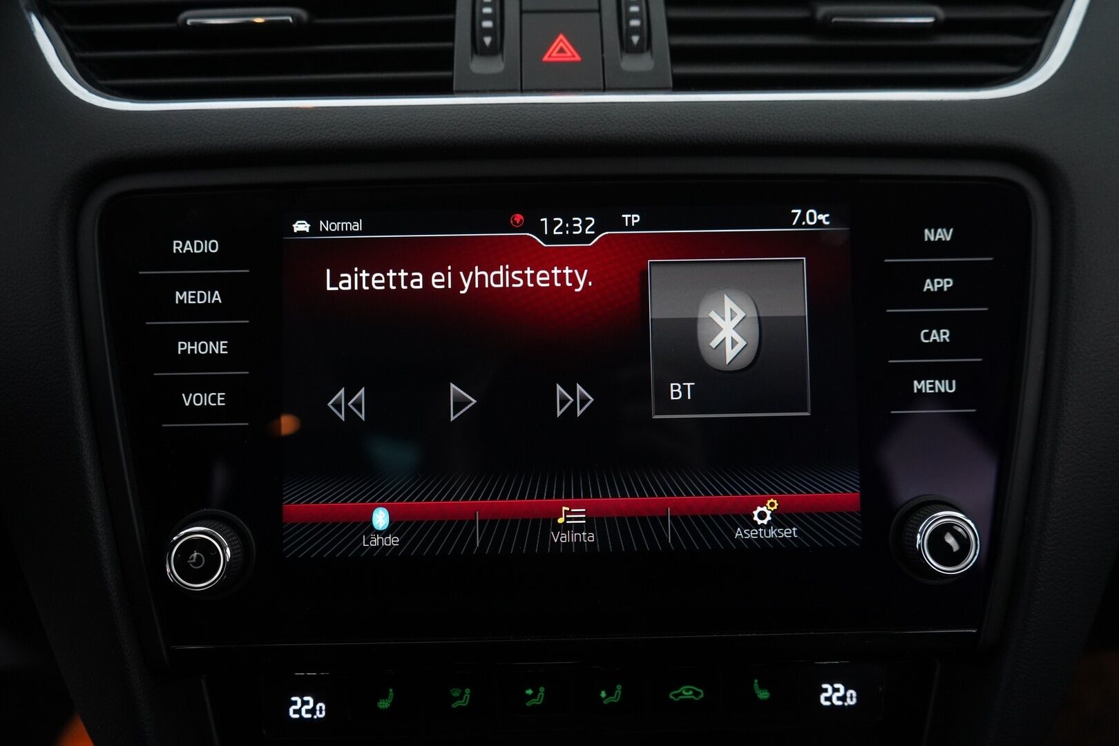 Skoda Octavia 2018 Combi 1,8 TSI Style DSG Autom. *Webasto / ACC / Kamera / Panorama / Ambient* - Suomi-auto / Juuri huollettu / Kahdet renkaat vanteilla - HULLUT VÄLIPÄIVÄT KORKOTARJOUS 2,49%