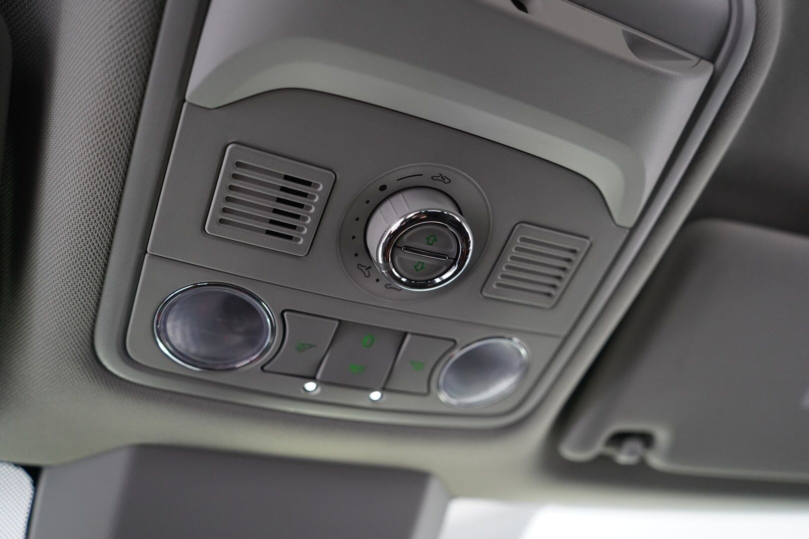 Skoda Octavia 2018 Combi 1,8 TSI Style DSG Autom. *Webasto / ACC / Kamera / Panorama / Ambient* - Suomi-auto / Juuri huollettu / Kahdet renkaat vanteilla - HULLUT VÄLIPÄIVÄT KORKOTARJOUS 2,49%