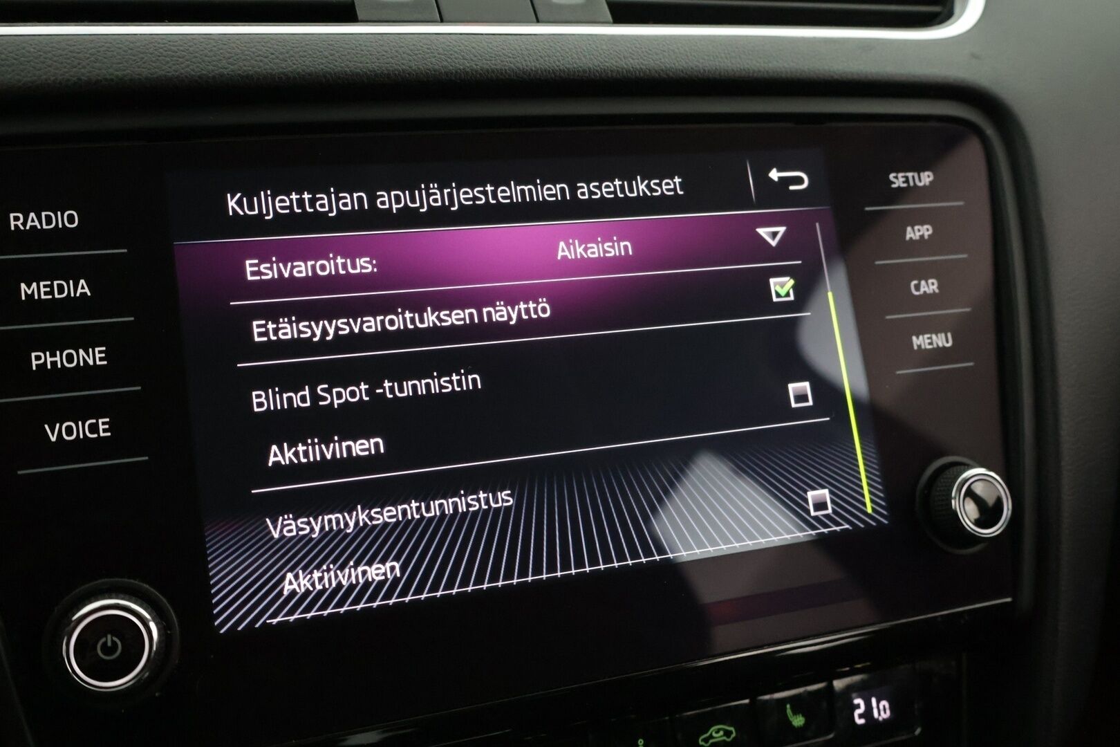 Skoda Octavia 2018 Combi 1,6 TDI Style DSG Autom. *Suomi-auto / Peruutuskamera / Webasto / Vetokoukku / Lämmitettävä tuulilasi & ratti* - *Juuri Katsastettu / 2x renkaat ja aluvanteet / Jakohihna vaihdettu 196tkm kohdalla!*