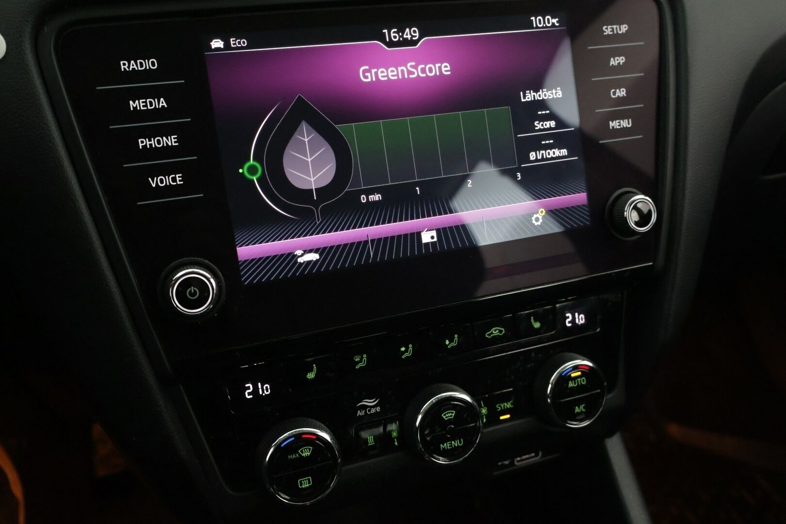 Skoda Octavia 2018 Combi 1,6 TDI Style DSG Autom. *Suomi-auto / Peruutuskamera / Webasto / Vetokoukku / Lämmitettävä tuulilasi & ratti* - *Juuri Katsastettu / 2x renkaat ja aluvanteet / Jakohihna vaihdettu 196tkm kohdalla!*