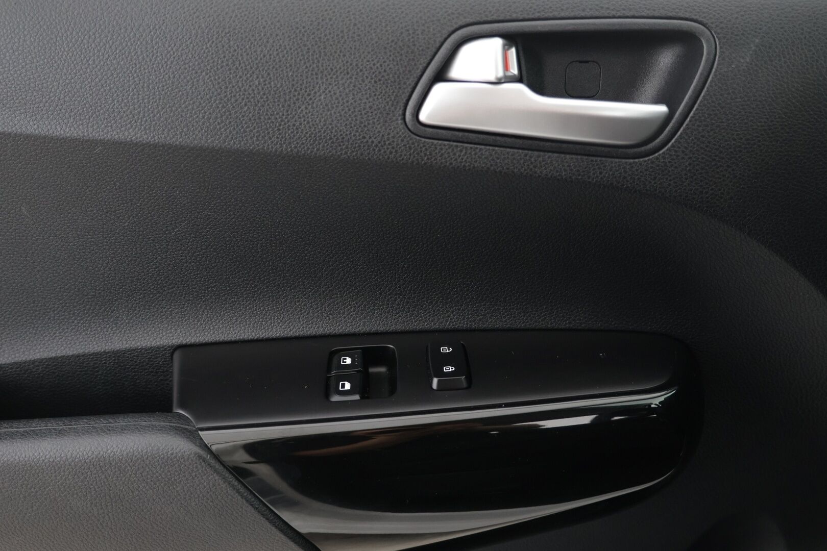 Kia Picanto 2018 1,0 ISG LX EcoDynamics - Ratinlämmitin | Ilmastointi | 2xRenkaat |
