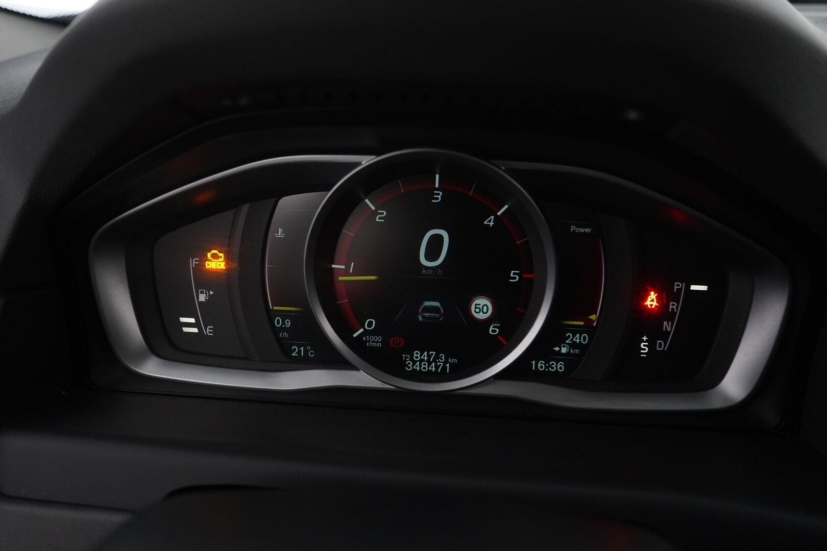 Volvo V70 2015 YritysOutlet - Myydään vain yrityksille - YritysOutlet - Myydään vain yrityksille