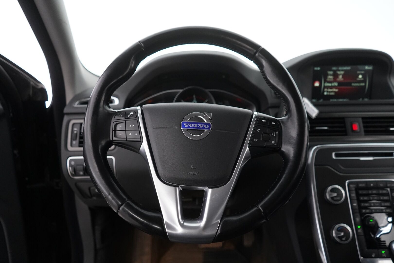Volvo V70 2015 YritysOutlet - Myydään vain yrityksille - YritysOutlet - Myydään vain yrityksille