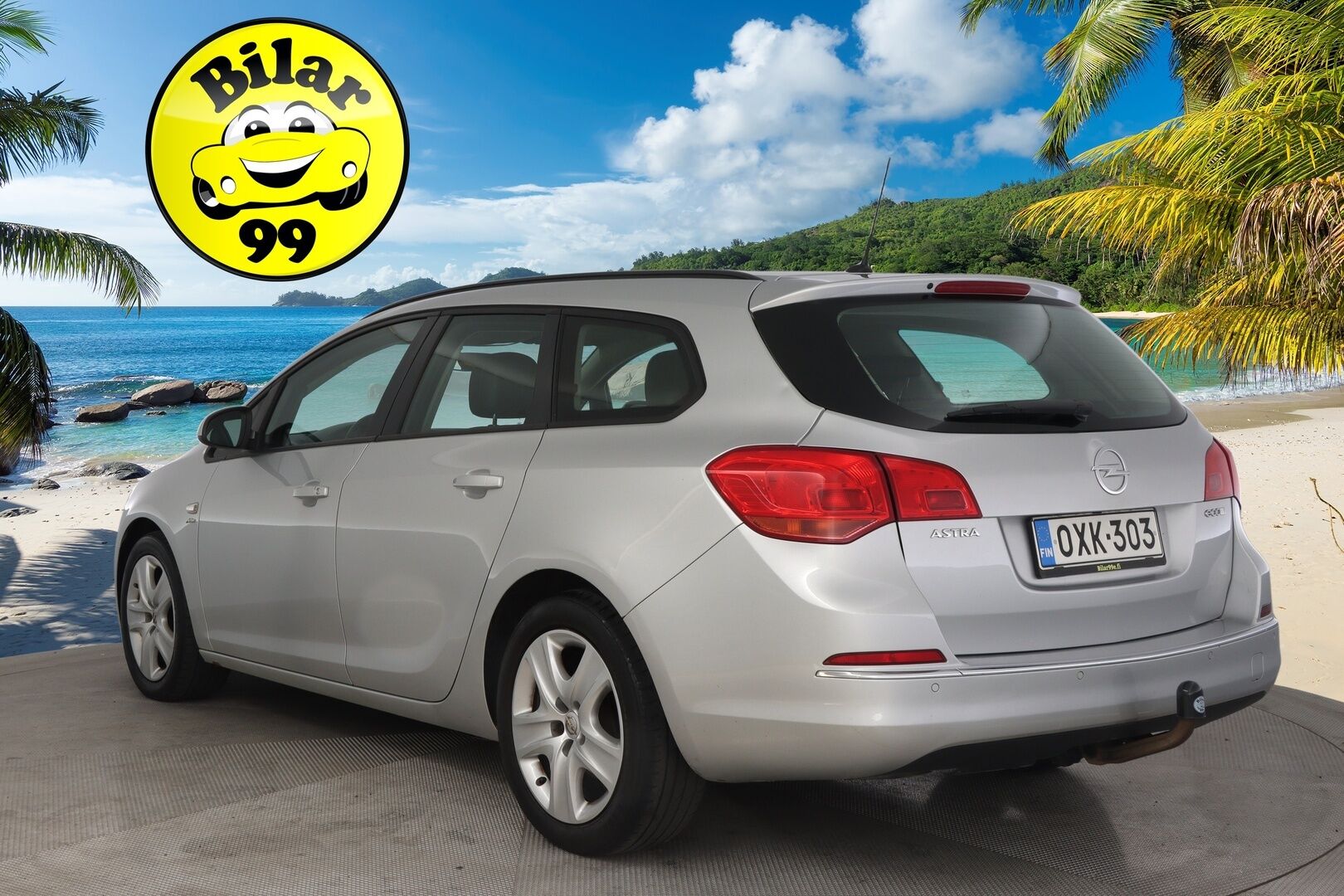 Opel Astra 2014 ASTRA SPORTS TOURER Farmari P-tutka / Vakkari / Lohko ja sisä / Koukku - Todella vähän ajettu ja juuri katsastettu puhtain paperein! 