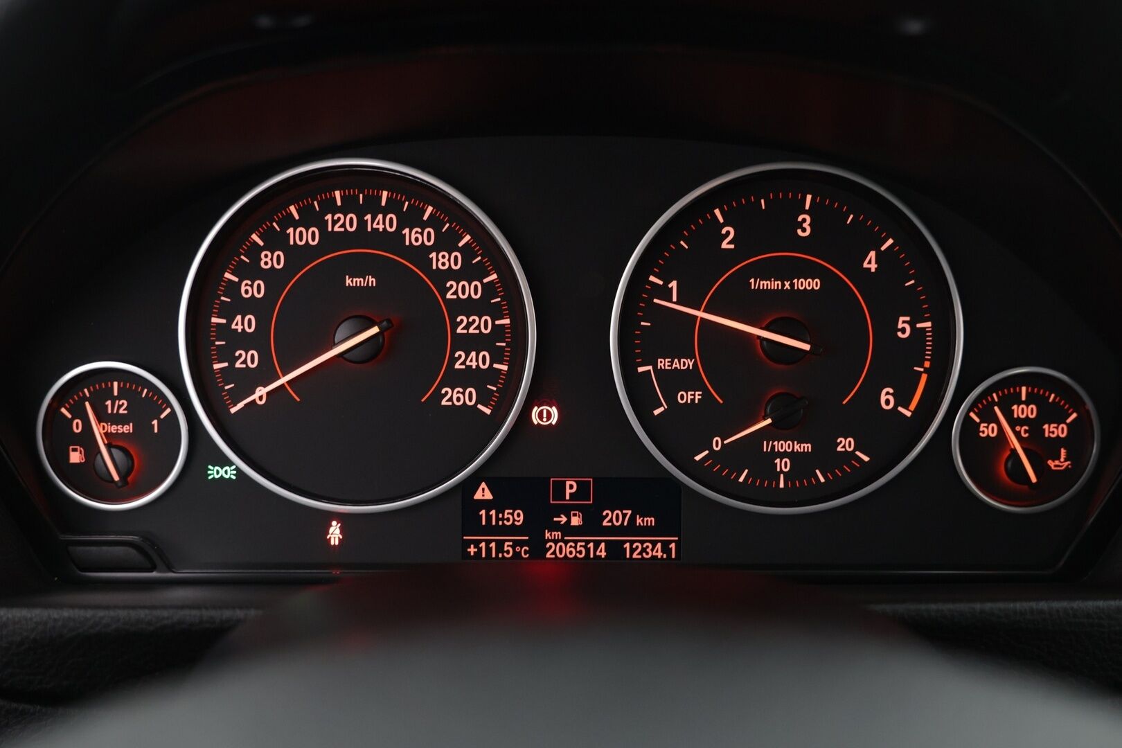 BMW 320 2015 F31 Touring 320d TwinPower Turbo A - Upea farmari | Hyvin pidetty | Kattavasti varusteltu | Sporttipenkit
