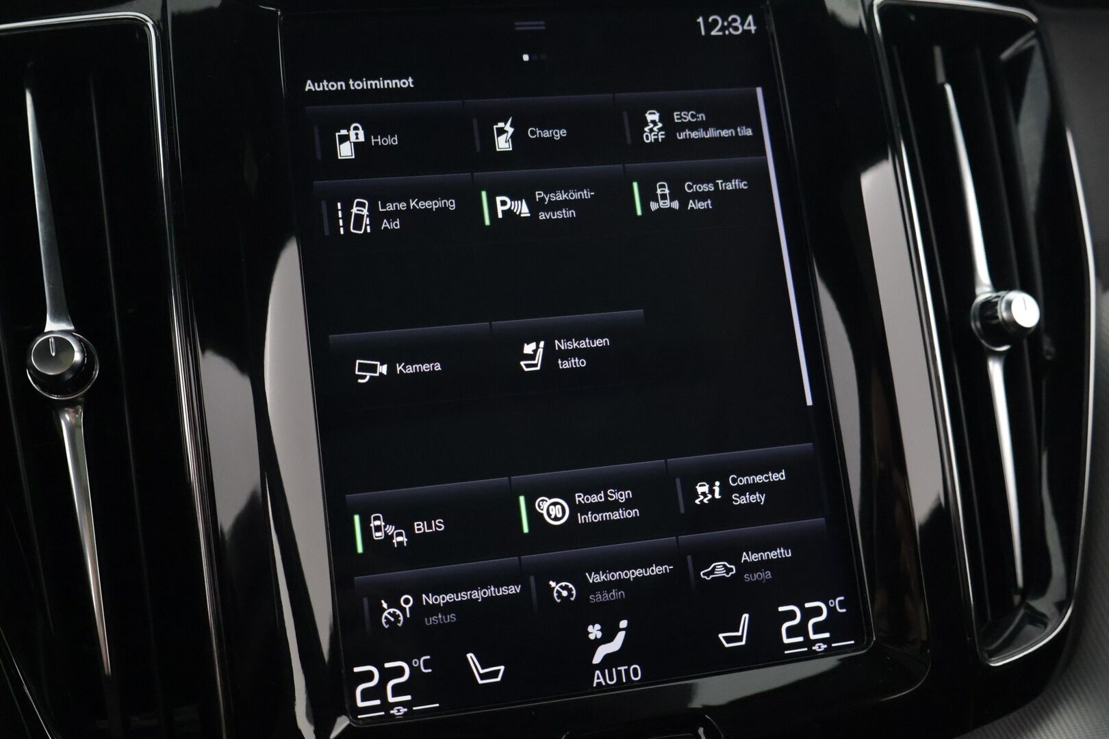 Volvo XC60 2018 T8 AWD R-Design aut * Ilma-alusta / Bowers & Wilkins / ACC / LED / Sähkökoukku / 360 Kamera / HUD / KeyLess * - Jakohihna vaihdettu 06/2023 / Merkkihuollettu / Juuri Katsastettu *
