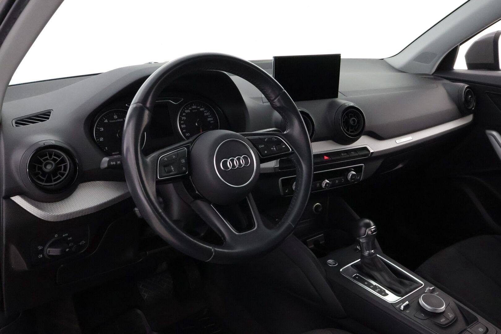 Audi Q2 2018 Business Plus Edition 1,4 TFSI COD 110 kW S tronic * Adapt.Vakkari / Audi Sound System / KeyLess / LED / Peruutustutka / - Suomiauto / 2x Renkaat / Jakopää juuri tehty!