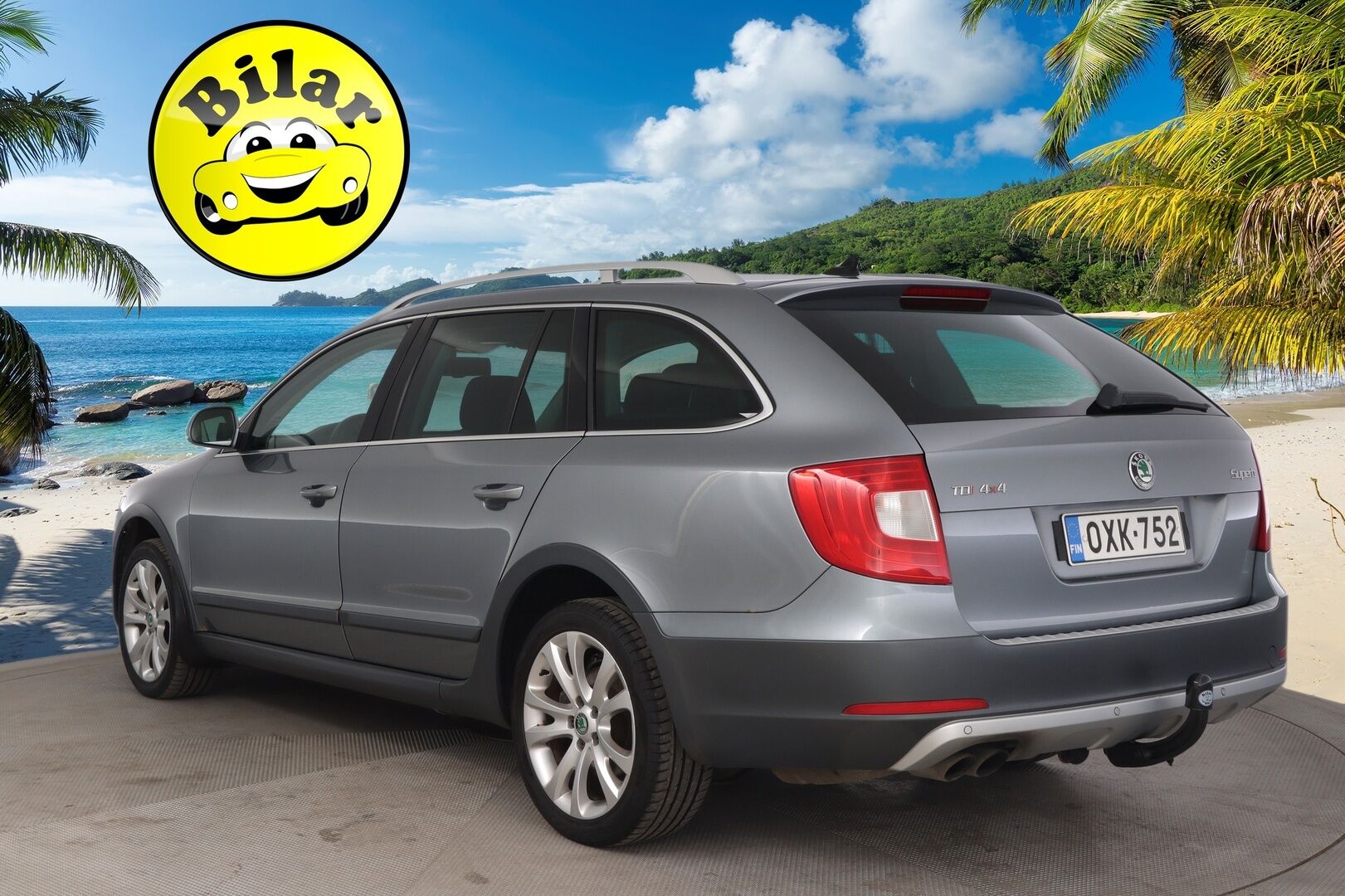 Skoda Superb 2013 2.0 Combi TDI 4x4 - Webasto | Nahka-Alcantara | Vetokoukku | Navi | Vakkari | Sähköpenkit | Kuljettajan istuin muistilla | P Tutkat
