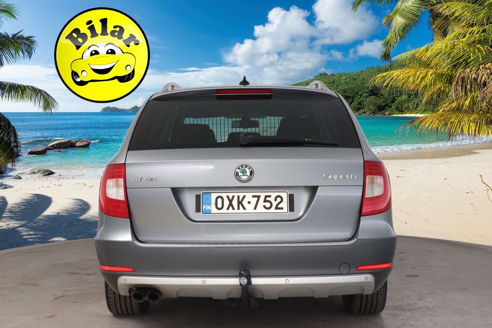 Skoda Superb 2013 2.0 Combi TDI 4x4 - Webasto | Nahka-Alcantara | Vetokoukku | Navi | Vakkari | Sähköpenkit | Kuljettajan istuin muistilla | P Tutkat