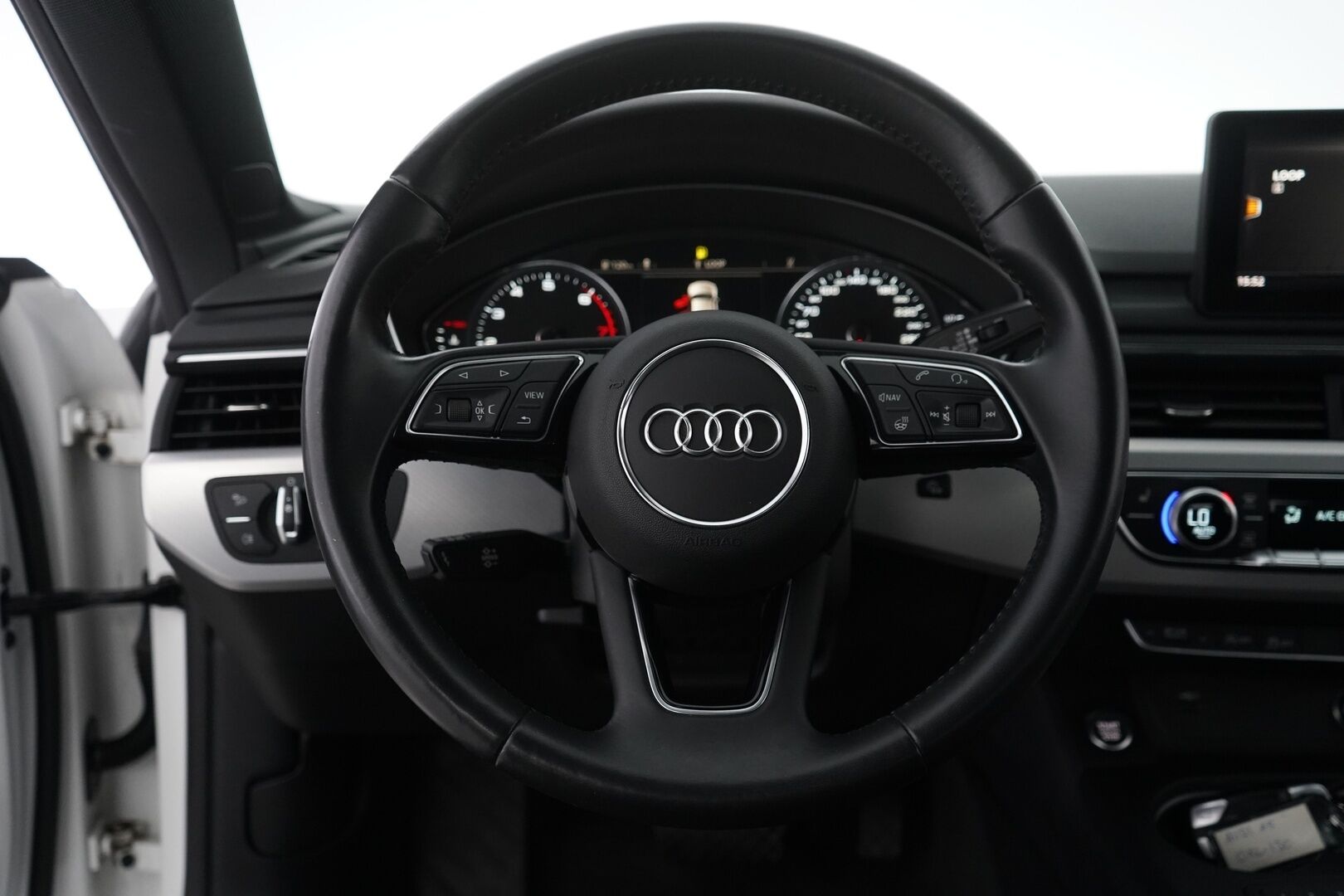 Audi A5 2018 Sportback Business Sport Comfort Edition 2,0 TFSI 140 kW S tronic *Bang&Olufsen / Webasto / Kamera / Sähköluukku / Sport-penkit* - Suomiauto / Kahdet vanteet 