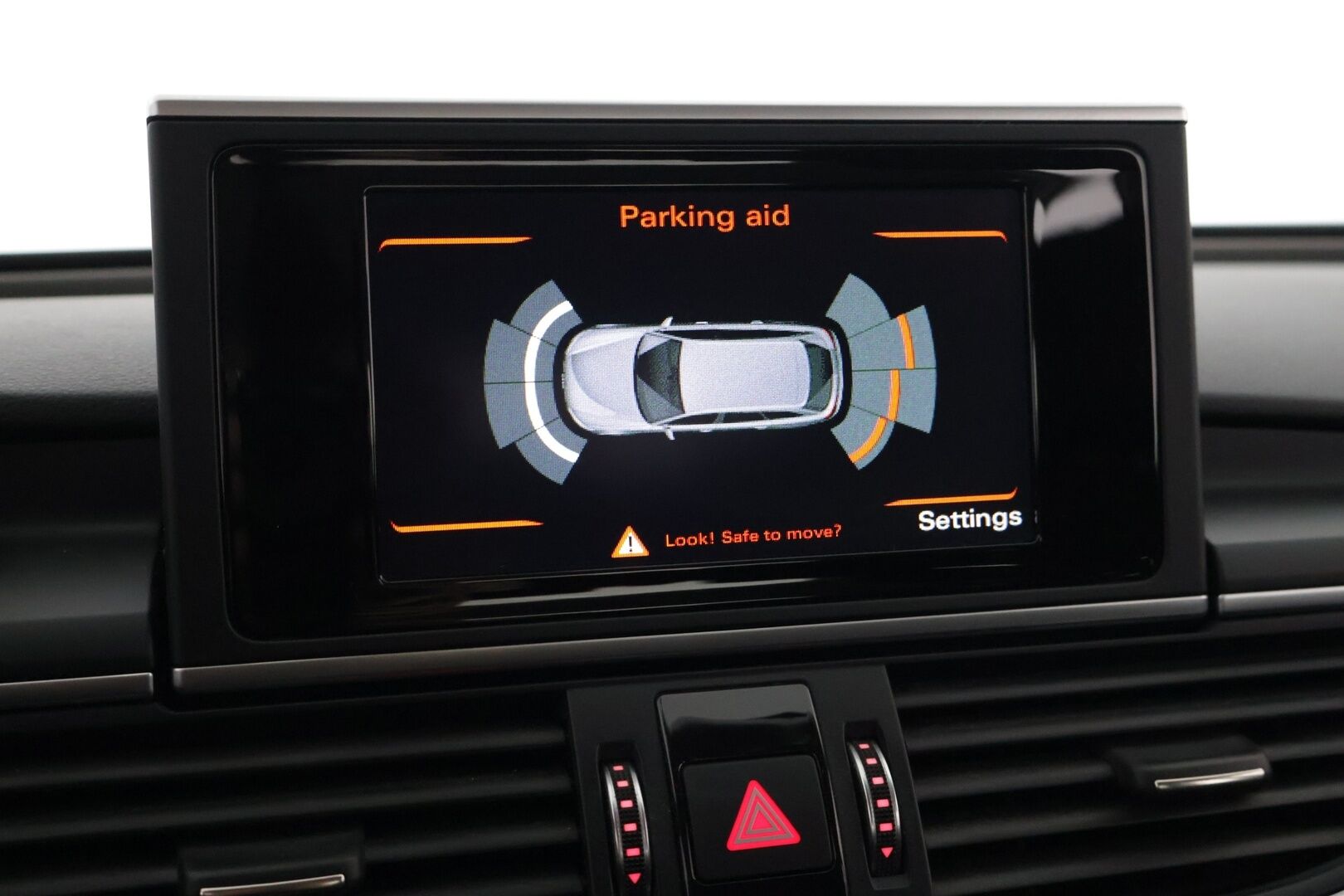 Audi A6 2015 Avant Business 2,0 TDI 140 kW ultra S tronic * Webasto / Parkkitutkat eteen ja taakse / Urheiluistuimet * - Facelift / Jakopää tehty 2022 / Katsastettu 6/25 / Renkaat ajokuntoiset*