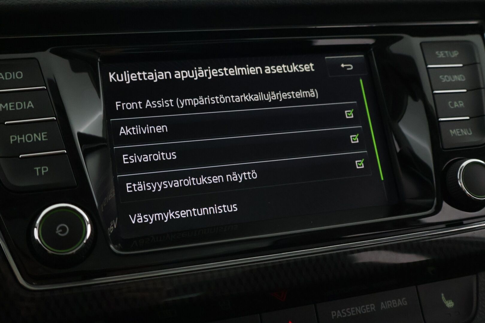 Skoda Fabia 2016 Monte Carlo 1.2 TSI - Panorama | Vakkari | Merkkihuollettu | Koukku | | Lohkolämmitin sisähaaralla 
