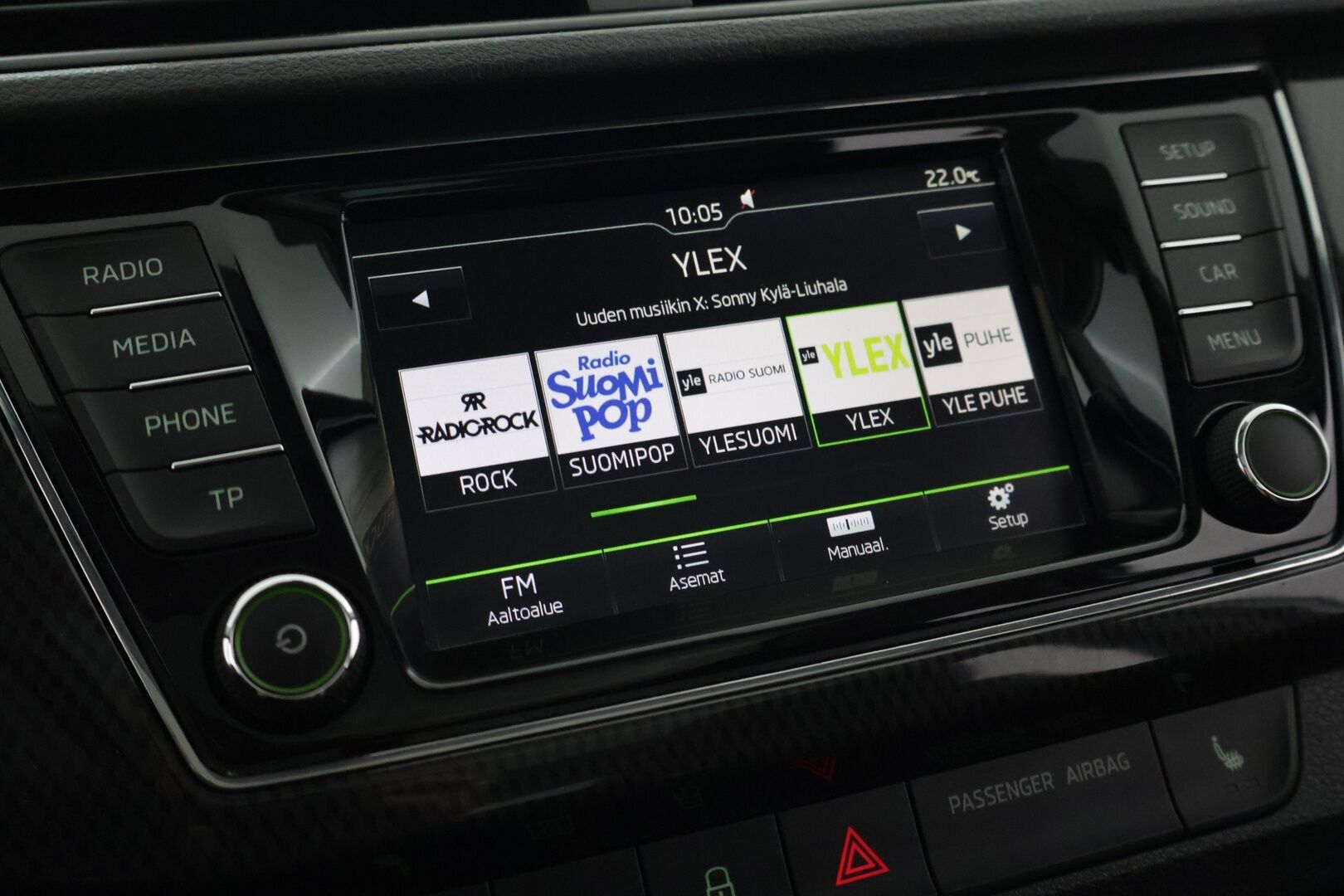 Skoda Fabia 2016 Monte Carlo 1.2 TSI - Panorama | Vakkari | Merkkihuollettu | Koukku | | Lohkolämmitin sisähaaralla 