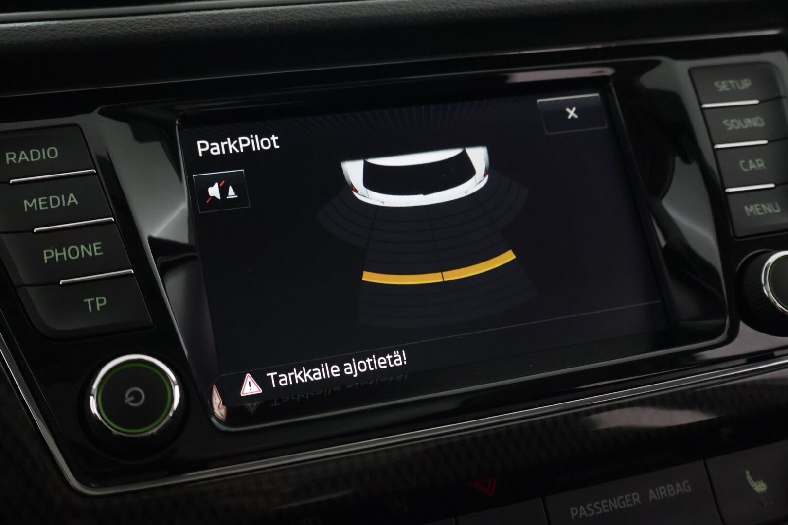 Skoda Fabia 2016 Monte Carlo 1.2 TSI - Panorama | Vakkari | Merkkihuollettu | Koukku | | Lohkolämmitin sisähaaralla 