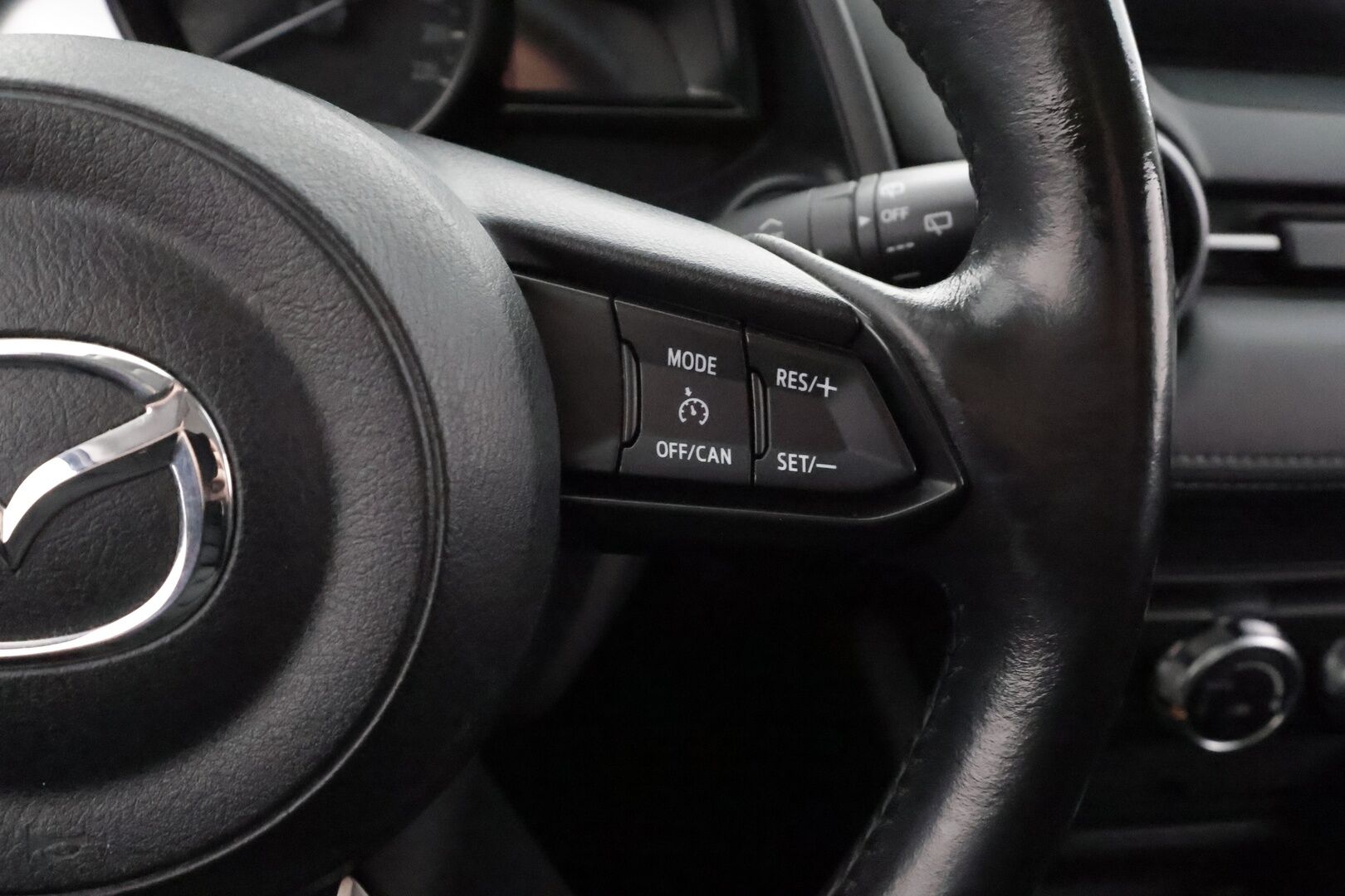 Mazda CX-3 2019 2,0 (120 hv) SKYACTIV-G Premium Plus 6AT GC2 * Vakkari / Kaistavahti / P.Kamera / Lohko+Sisä / Navi / LED * - Suomi-auto / Kahdet renkaat aluvanteilla - HULLUT AVAJAISHULINAT KORKOTARJOUS 3,29 %