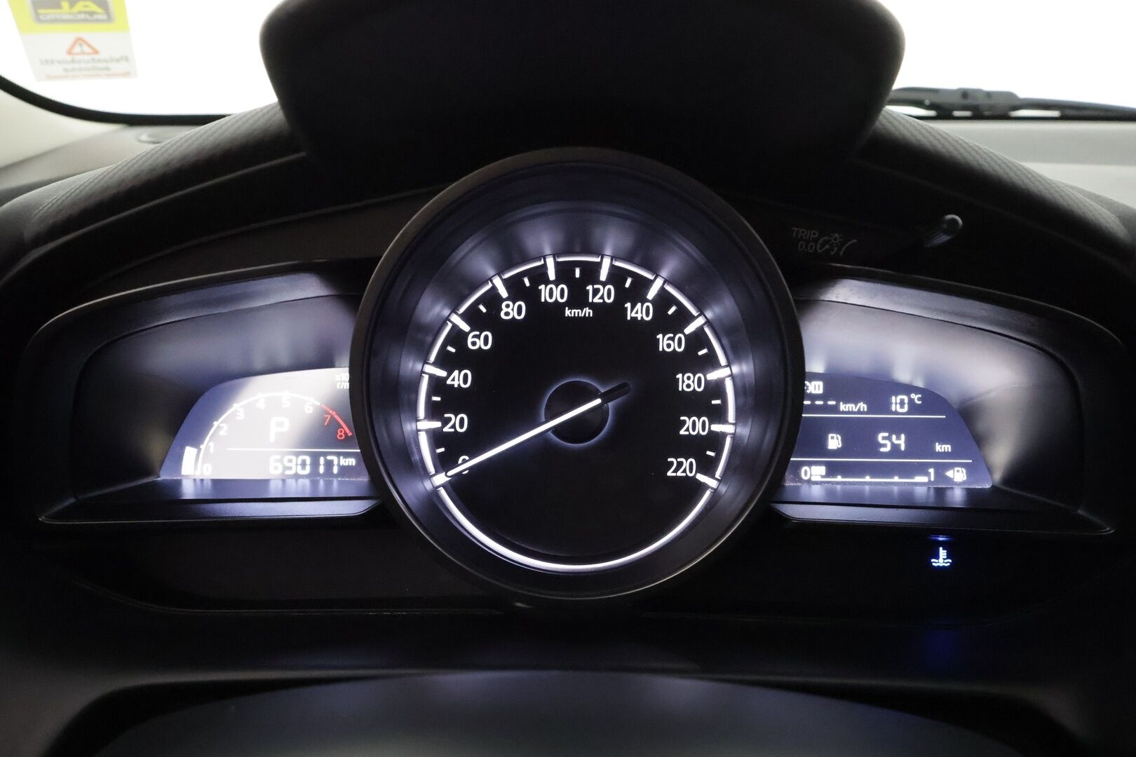 Mazda CX-3 2019 2,0 (120 hv) SKYACTIV-G Premium Plus 6AT GC2 * Vakkari / Kaistavahti / P.Kamera / Lohko+Sisä / Navi / LED * - Suomi-auto / Kahdet renkaat aluvanteilla - HULLUT AVAJAISHULINAT KORKOTARJOUS 3,29 %