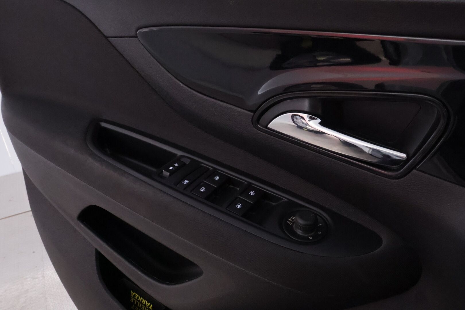 Opel Mokka 2018 X Enjoy 1,4 Turbo Start/Stop 4x4 112kW AT6 * Webasto / Peruutuskamera / Lohko & Sisäpistoke / LED / Suomiauto / Vakkari / - 2x Hyvät Renkaat / Hiljattain huollettu  / Juuri tullut Tampereelle!