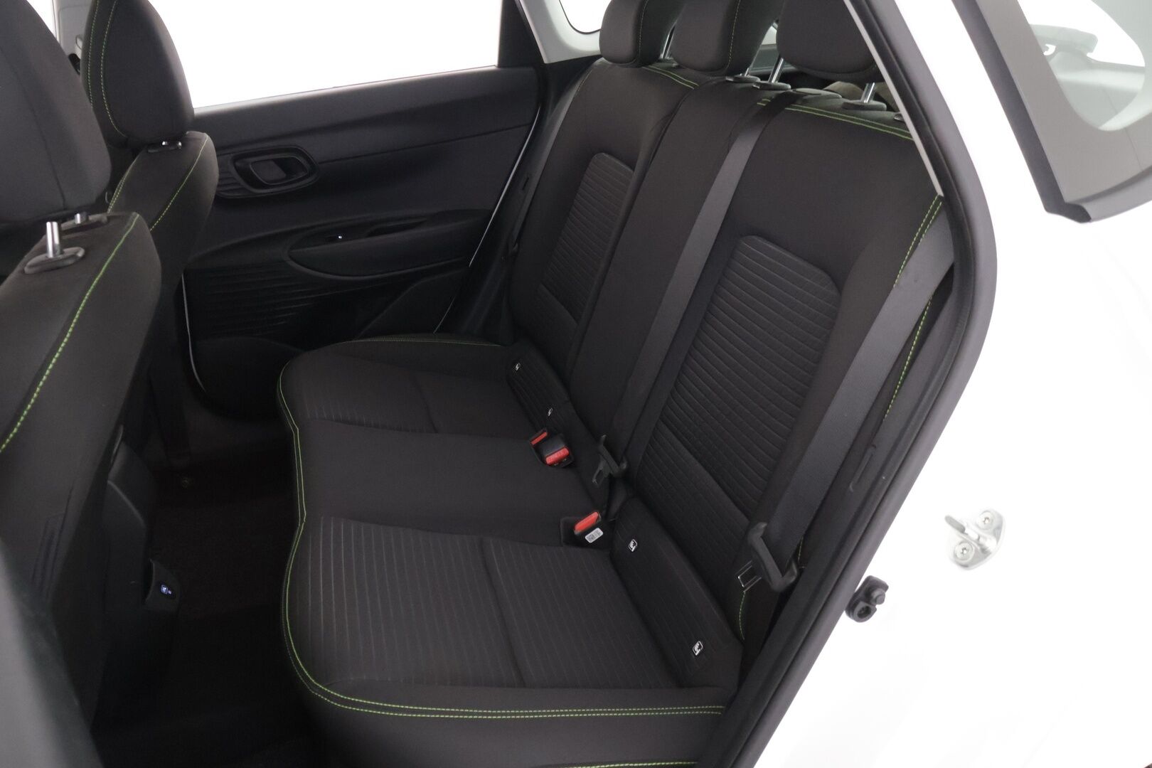 Hyundai i20 Hatchback 2021 1.0 T-GDi 100 hv 7DCT-aut. Comfort *KeylessGo / Ratinlämmitin / Vakkari / Digimittaristo / P.Kamera / CarPlay* - *Suomi-auto / 2x renkaat alkuperäisillä aluvanteilla / Juuri huollettu* - HULLUT JOULUT KORKOTARJOUS 2,49% 