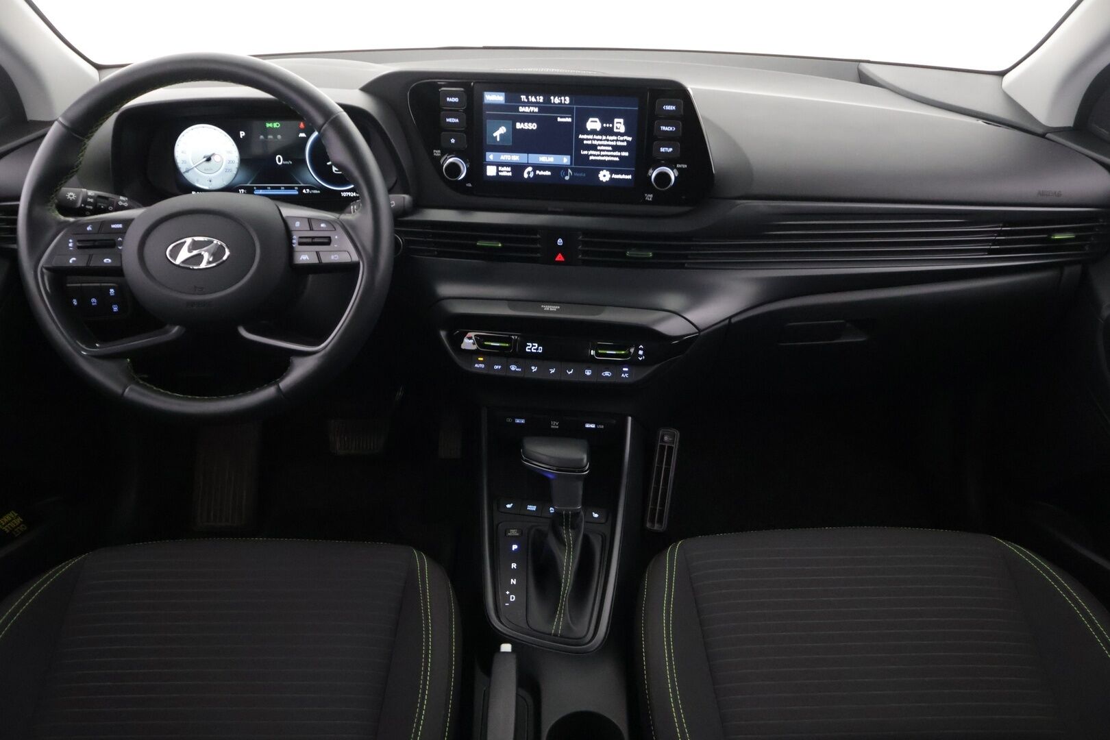 Hyundai i20 Hatchback 2021 1.0 T-GDi 100 hv 7DCT-aut. Comfort *KeylessGo / Ratinlämmitin / Vakkari / Digimittaristo / P.Kamera / CarPlay* - *Suomi-auto / 2x renkaat alkuperäisillä aluvanteilla / Juuri huollettu* - HULLUT JOULUT KORKOTARJOUS 2,49% 