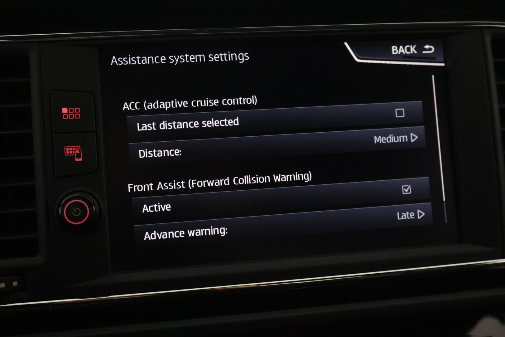 Seat Leon ST 2020 2,0 TSI 290 Cupra DSG - Ärhäkkä! | ACC | Tutkat | Digimittari | Juuri katsastettu | LED | Beats Audio | Läppäohjaus kaukosäädöllä | Suomi-auto | Juuri huollettu