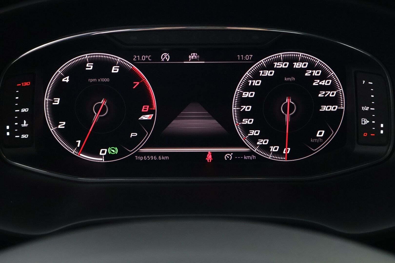 Seat Leon ST 2020 2,0 TSI 290 Cupra DSG - Ärhäkkä! | ACC | Tutkat | Digimittari | Juuri katsastettu | LED | Beats Audio | Läppäohjaus kaukosäädöllä | Suomi-auto | Juuri huollettu