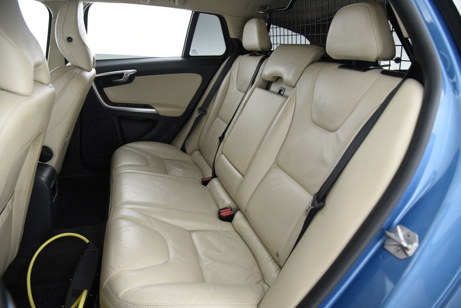 Volvo V60 2013 D6 AWD Summum plug in hybrid aut / YritysOutlet - Myydään vain yrityksille - YritysOutlet - Myydään vain yrityksille