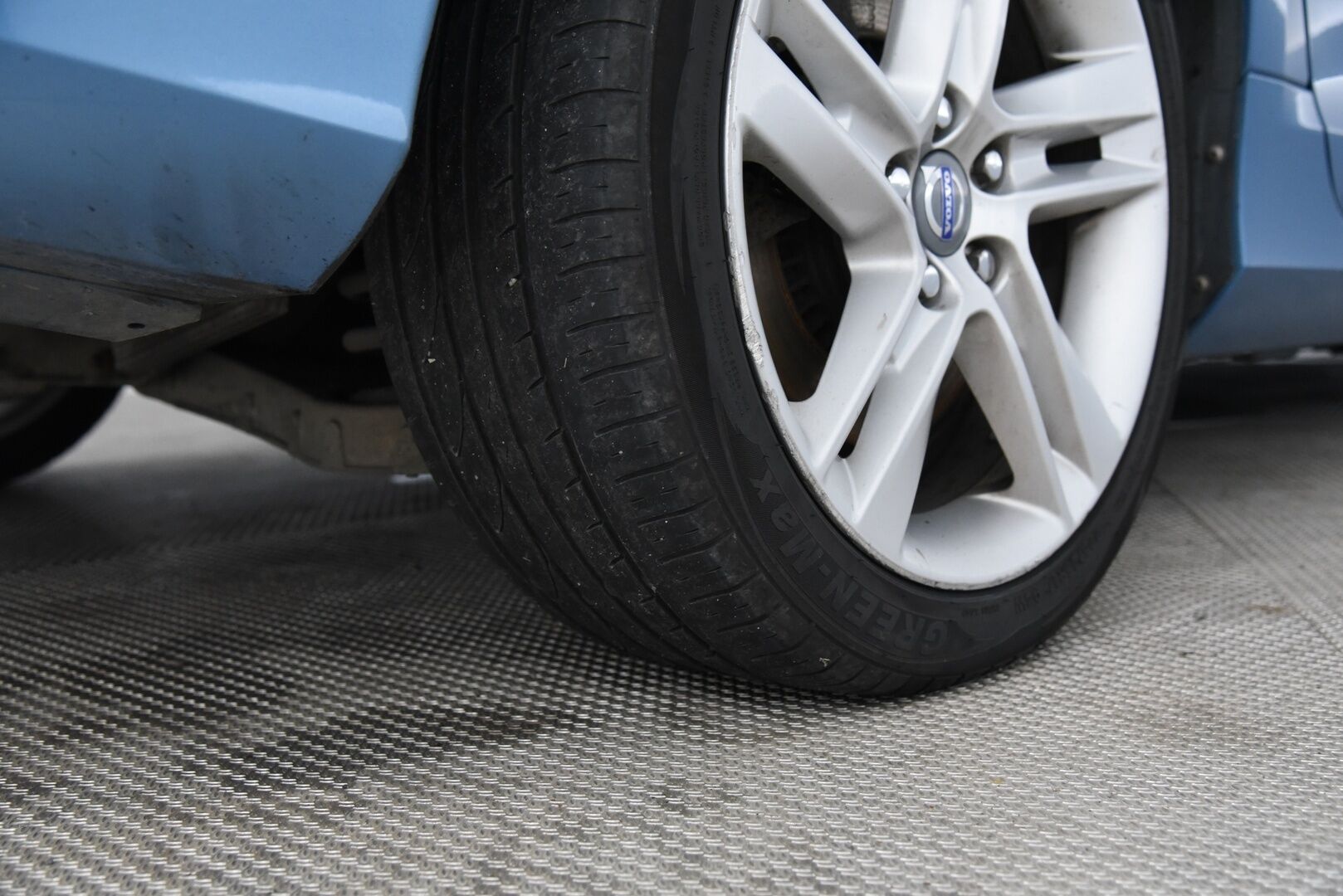 Volvo V60 2013 D6 AWD Summum plug in hybrid aut / YritysOutlet - Myydään vain yrityksille - YritysOutlet - Myydään vain yrityksille