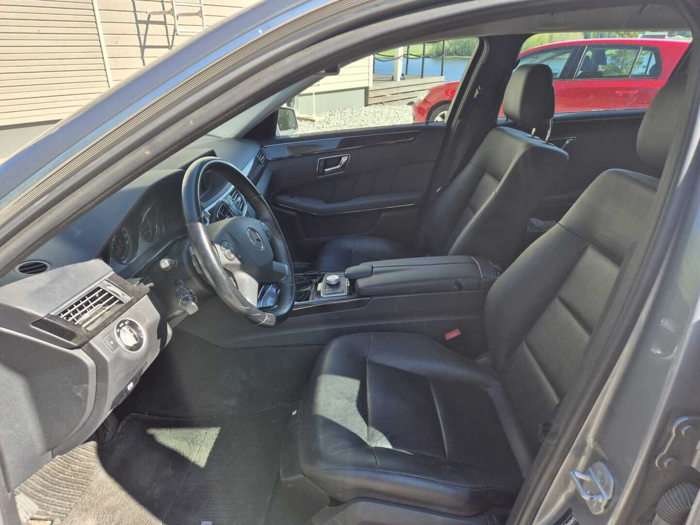 Mercedes-Benz E 2011 350 CDI BE T 4Matic A -  | Webasto | Adapt.vakkari | Xenon | Koukku | Tulossa myyntiin!