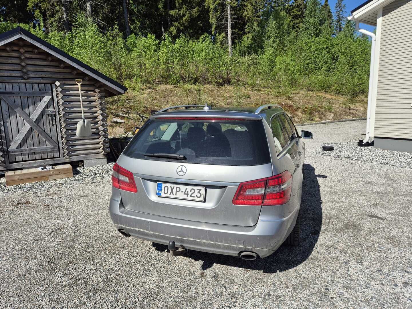 Mercedes-Benz E 2011 350 CDI BE T 4Matic A -  | Webasto | Adapt.vakkari | Xenon | Koukku | Tulossa myyntiin!