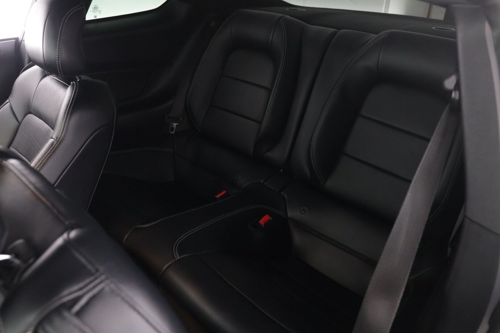 Ford Mustang 2016 2,3 EcoBoost 314hv A6 Fastback - *Webasto / Shaker Audio / Nahat / Keyless / Navi / Vakkari / P.kamera*