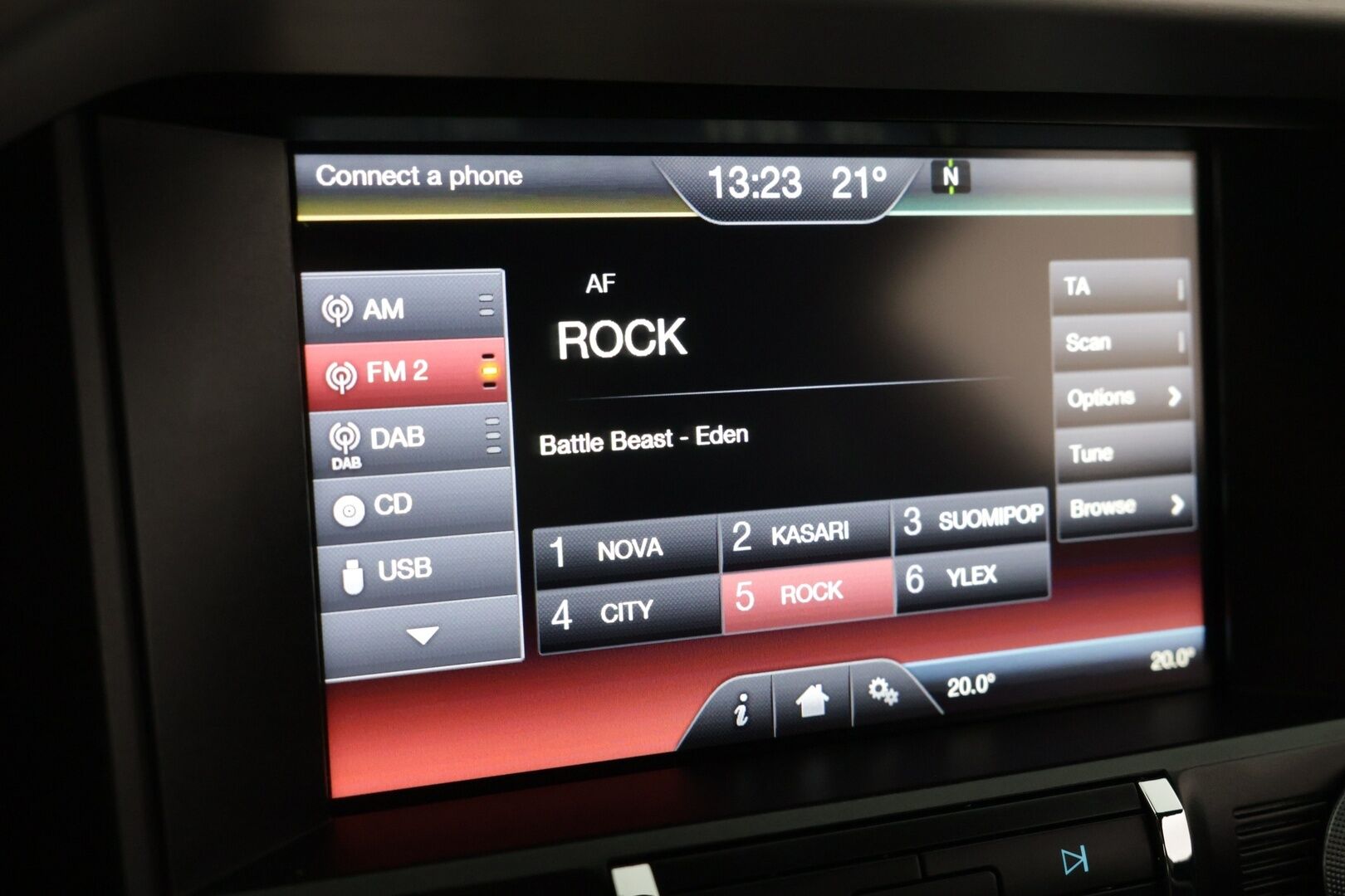 Ford Mustang 2016 2,3 EcoBoost 314hv A6 Fastback - *Webasto / Shaker Audio / Nahat / Keyless / Navi / Vakkari / P.kamera*