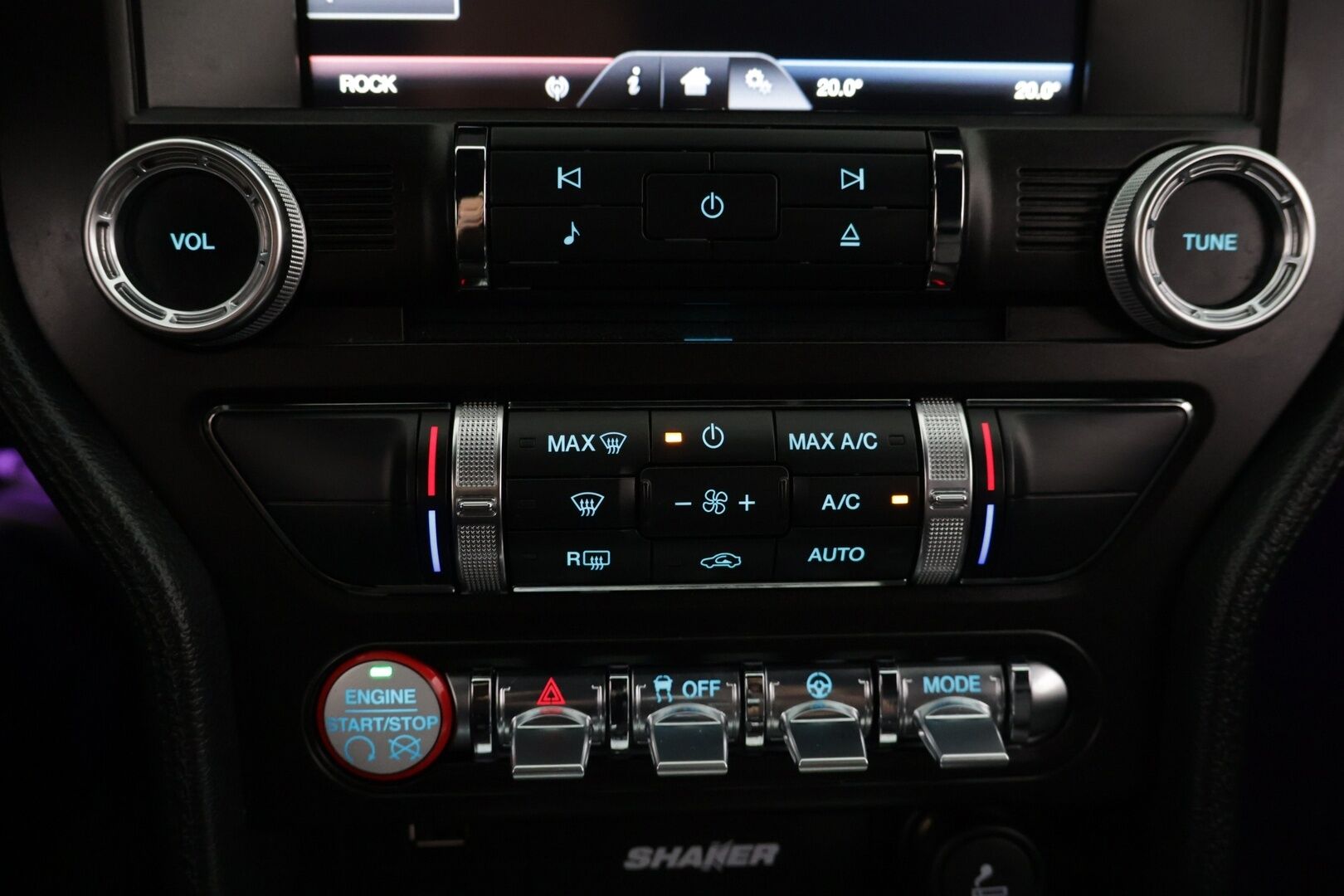 Ford Mustang 2016 2,3 EcoBoost 314hv A6 Fastback - *Webasto / Shaker Audio / Nahat / Keyless / Navi / Vakkari / P.kamera*