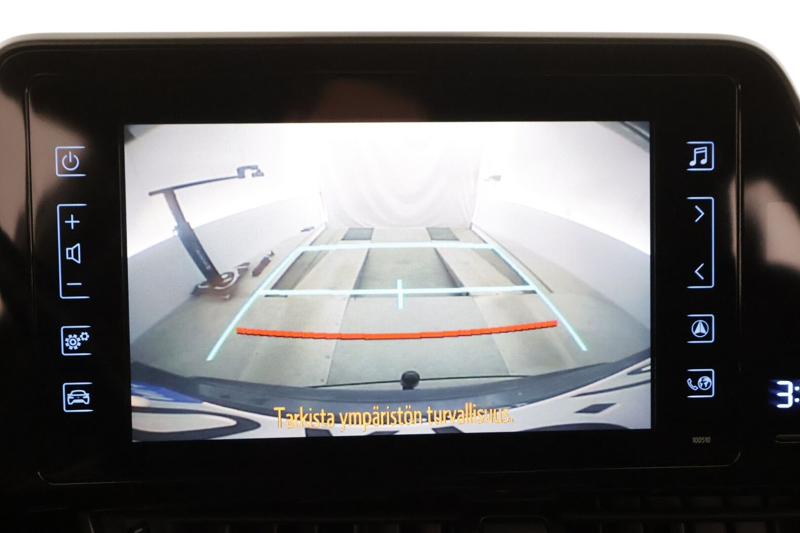 Toyota C-HR 2019 1,8 Hybrid Active Edition * ACC / Webasto / Koukku / LED-Lisä / Navi / Keyless / Kaistavahti / P.Kamera * - Suomi-auto / Kahdet renkaat aluvanteilla / Merkkihuollettu - HULLUT AVAJAISHULINAT KORKOTARJOUS 3,29 %