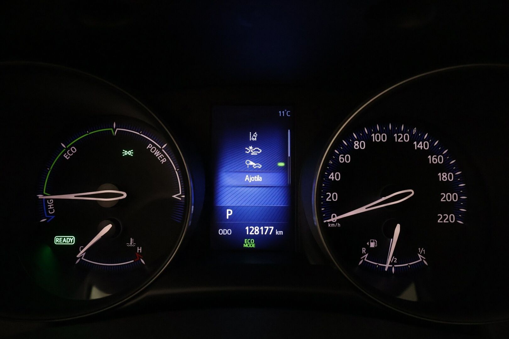 Toyota C-HR 2019 1,8 Hybrid Active Edition * ACC / Webasto / Koukku / LED-Lisä / Navi / Keyless / Kaistavahti / P.Kamera * - Suomi-auto / Kahdet renkaat aluvanteilla / Merkkihuollettu - HULLUT AVAJAISHULINAT KORKOTARJOUS 3,29 %