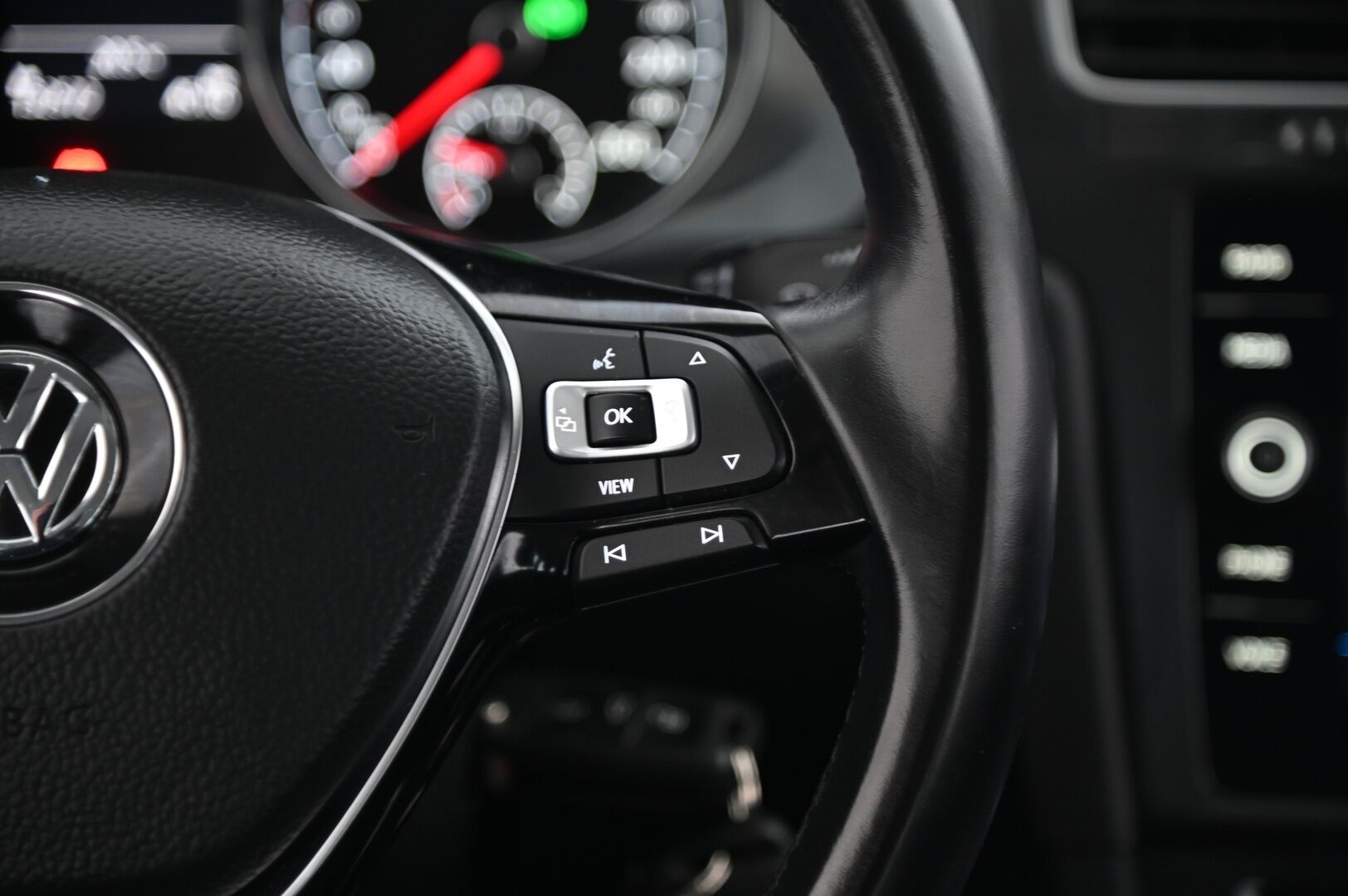 Volkswagen Golf 2019 Variant Comfortline 1,0 TSI 85 kW (115 hv) DSG-automaatti*Suomi-auto / Peruutuskamera / ACC / Webasto / P-tutka - Siistikuntoinen / 2x Renkaat / 2x Avain 