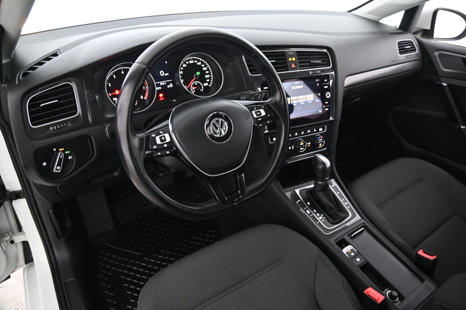 Volkswagen Golf 2019 Variant Comfortline 1,0 TSI 85 kW (115 hv) DSG-automaatti*Suomi-auto / Peruutuskamera / ACC / Webasto / P-tutka - Siistikuntoinen / 2x Renkaat / 2x Avain 