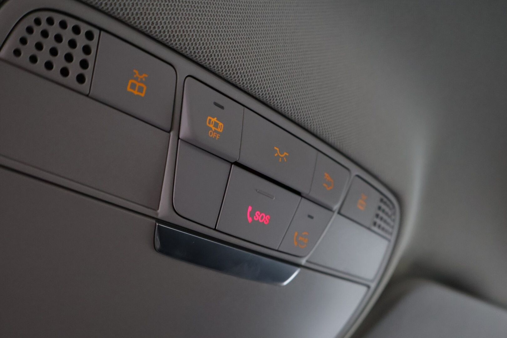 Mercedes-Benz C 2019 180 d T A Pro *Vakkari / LED Ajovalot / Peruutuskamera / Lohkolämmitin / Sportti nahkapenkit * - Suomi-auto / Tuoreet Pirellin nastarenkaat / Lohkolämmitin + sisätila lämmitin / Lisävalo - HULLUT AVAJAISHULINAT KORKOTARJOUS 3,29 %