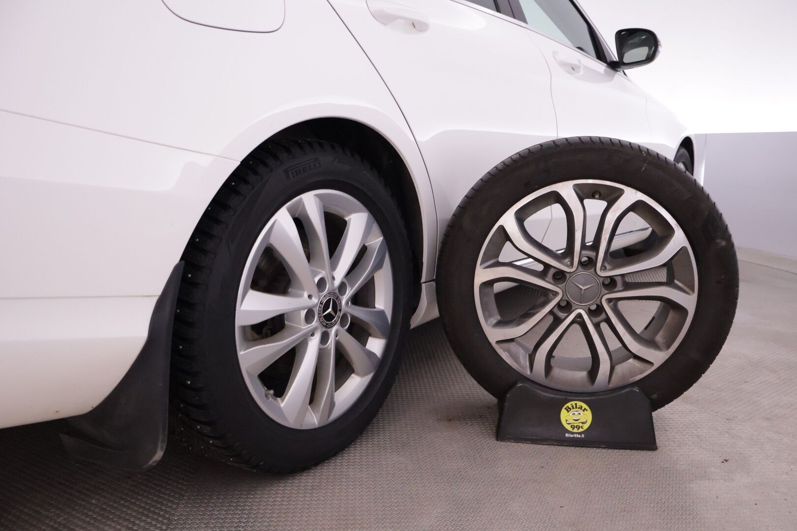 Mercedes-Benz C 2019 180 d T A Pro *Vakkari / LED Ajovalot / Peruutuskamera / Lohkolämmitin / Sportti nahkapenkit * - Suomi-auto / Tuoreet Pirellin nastarenkaat / Lohkolämmitin + sisätila lämmitin / Lisävalo - HULLUT AVAJAISHULINAT KORKOTARJOUS 3,29 %