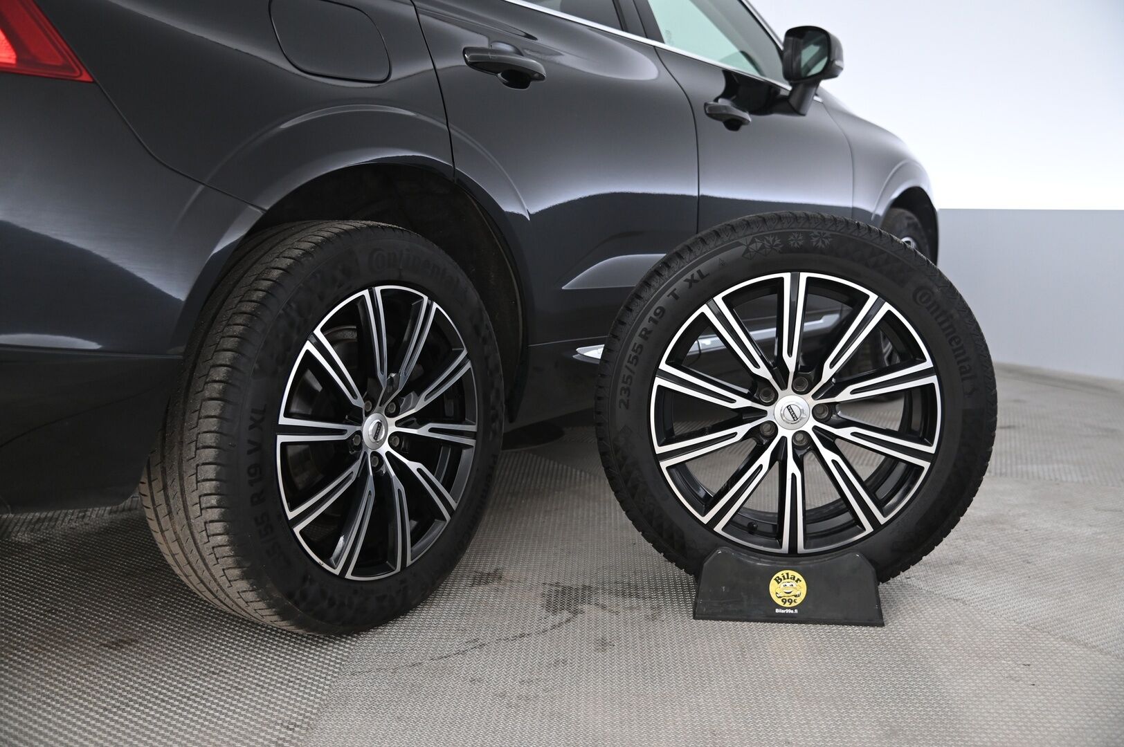 Volvo XC60 2019 D4 AWD Business Inscription aut - Suomi-auto | Vetokoukku | VOC | ACC | Panorama | Muistipenkit