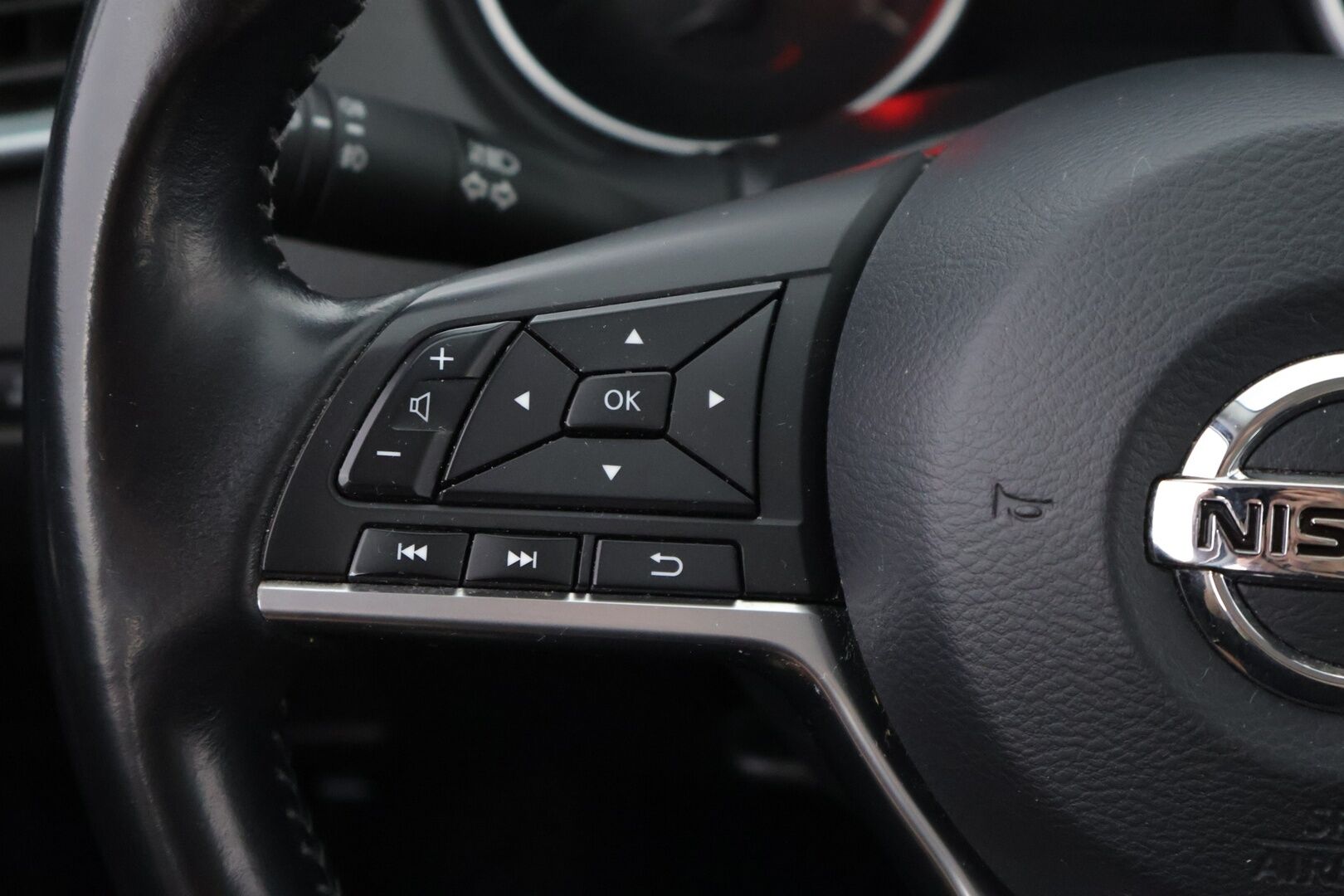 Nissan Qashqai 2019 DIG-T 160 Acenta 2WD DCT, NNC Display - Suomiauto | Vetokoukku | Peruutuskamera | Lohko&Sisäpistoke | Vakkari | Juuri tullut Tampereelle!