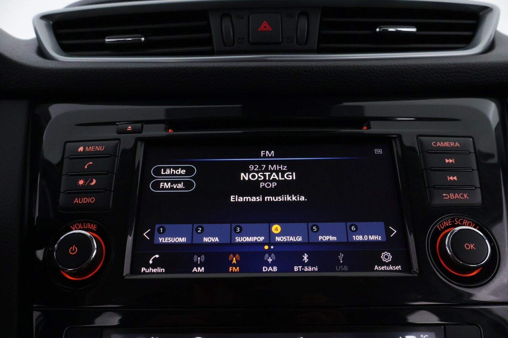 Nissan Qashqai 2019 DIG-T 160 Acenta 2WD DCT, NNC Display - Suomiauto | Vetokoukku | Peruutuskamera | Lohko&Sisäpistoke | Vakkari | Juuri tullut Tampereelle!