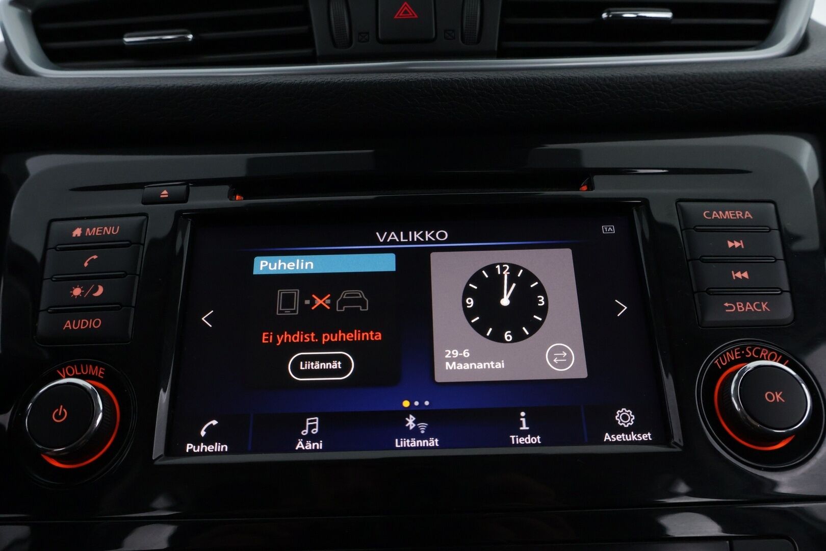Nissan Qashqai 2019 DIG-T 160 Acenta 2WD DCT, NNC Display - Suomiauto | Vetokoukku | Peruutuskamera | Lohko&Sisäpistoke | Vakkari | Juuri tullut Tampereelle!