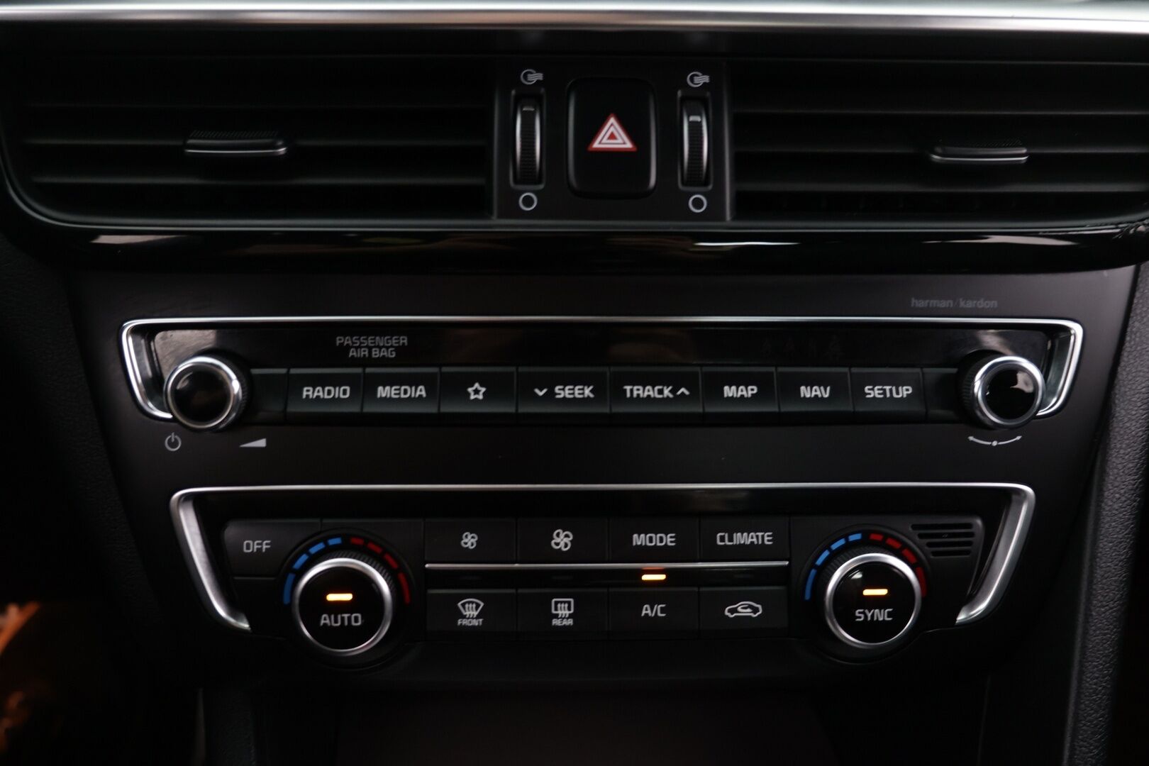 Kia Optima 2019 1,6 CRDi SCR ISG GT-Line 4D DCT A/T / Harman/Kardon / Sporttinahat / P-kamera / Muistipenkki / Vakkari / Lohko+sisäp. - Suomi-auto / 2x aluvanteet / Huippuvarusteet! - HULLUT AVAJAISHULINAT KORKOTARJOUS 3,29 %