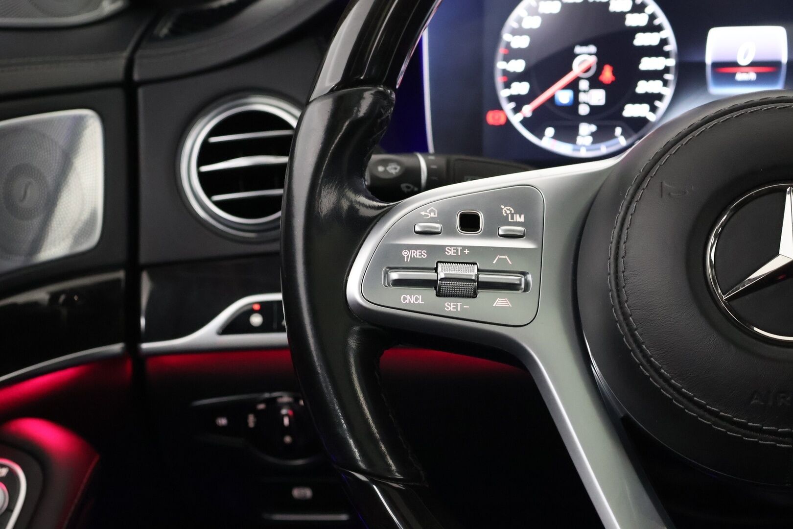 Mercedes-Benz S 2018 400 d 4Matic L - | ACC | Burmester | Panorama | Multibeam LED | Ilmastoidut & Hierovat istuimet | Muistipenkit edessä ja takana | 360 | HUD | DTR+Q | 