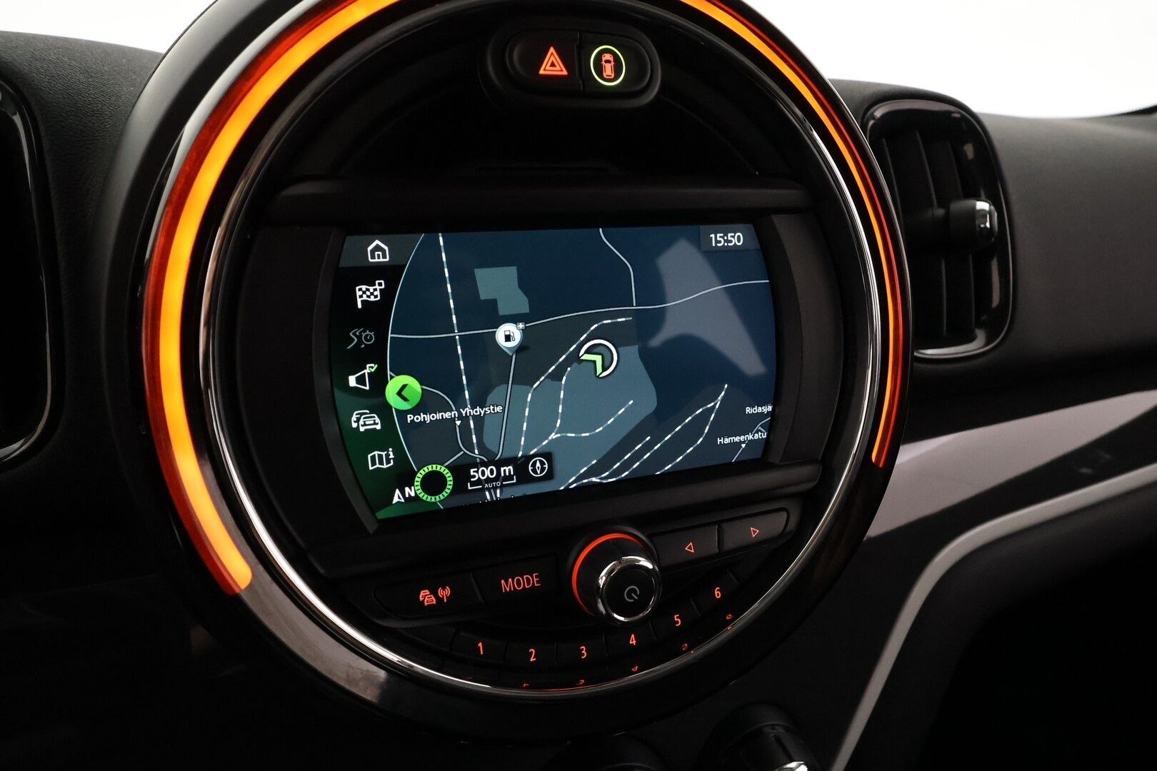 MINI Countryman 2019 Cooper SE ALL4 Essential **LED-valot / Sporttipenkit / P.Tutkat / Navi / Vakkari / Puolinahat** - Suomi-auto / Kahdet Renkaat
